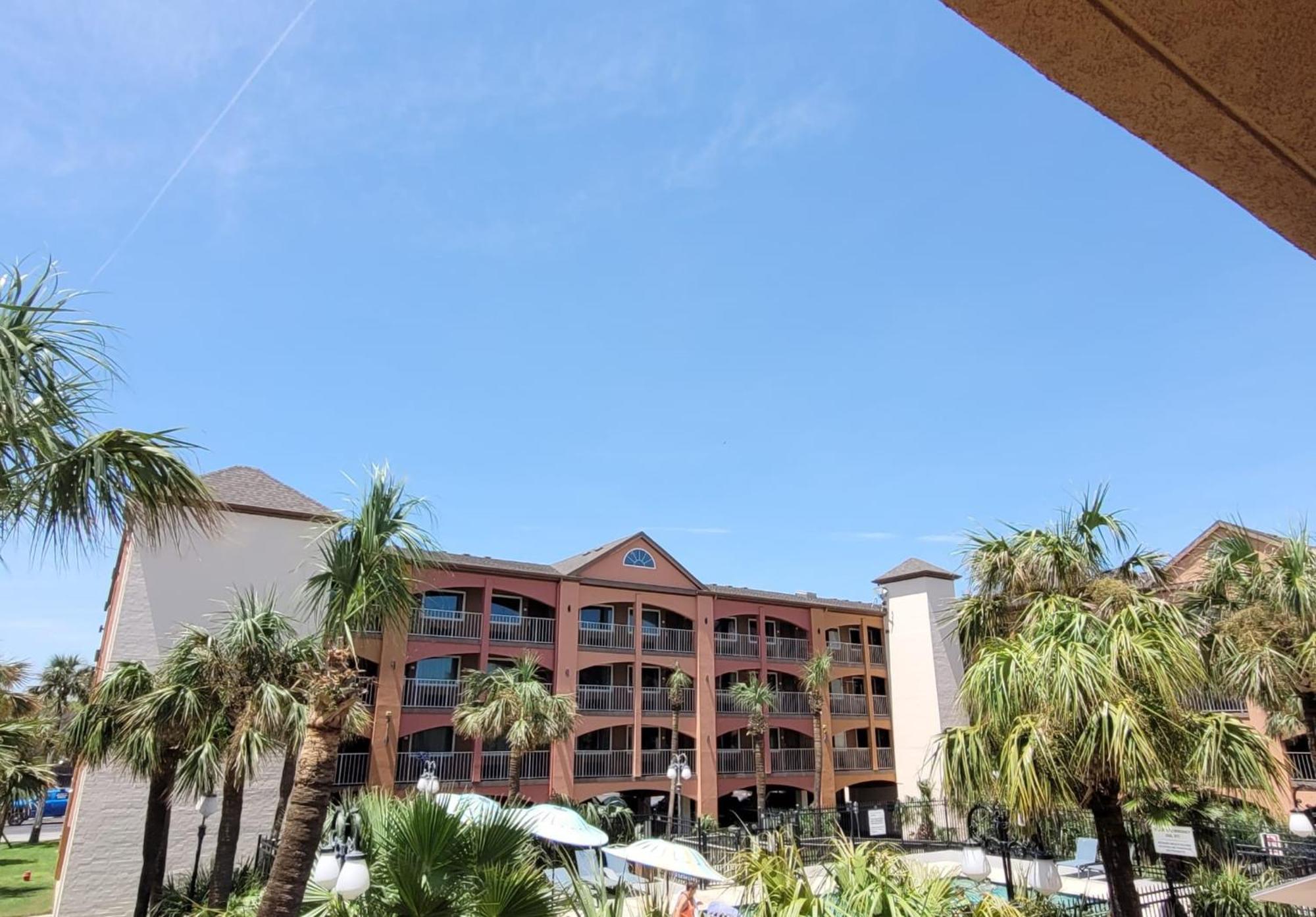 Beachfront Palms Hotel Galveston Exterior photo